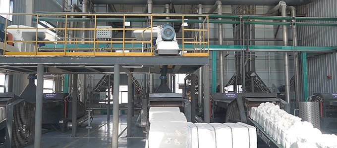 Spanning over 80,000 square meters with fixed assets exceeding RMB 300 million Spanning over 80,000 square meters with fixed assets exceeding RMB 300 million